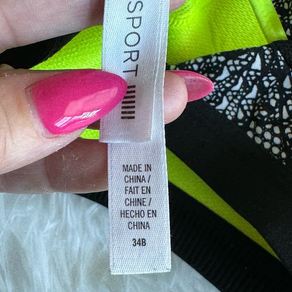 Victoria's Secret VSX Incredible Sports Bra Yellow and Black Size 34 B - Picture 6 of 6